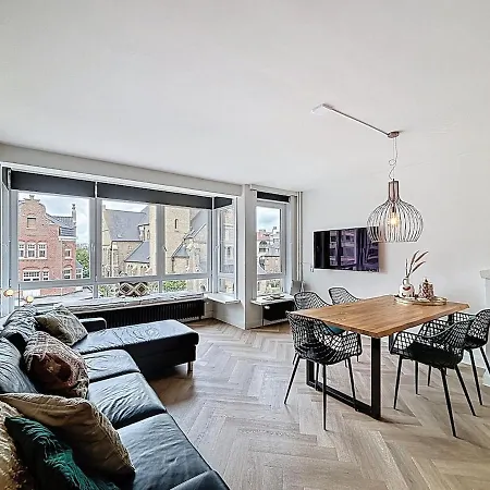 La Joliette - Centre Of With Side Sea View De Panne