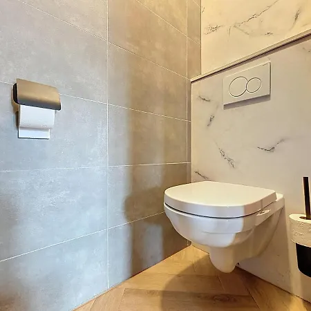 La Joliette - Centre Of With Side Sea View De Panne